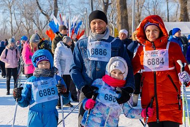Депутаты на «Лыжне России»